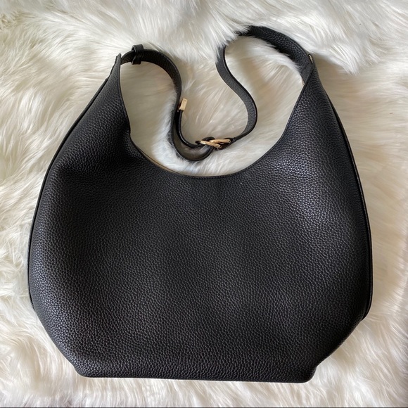 Tory Burch Black Pebbled Shoulder Bag - Picture 2 of 8